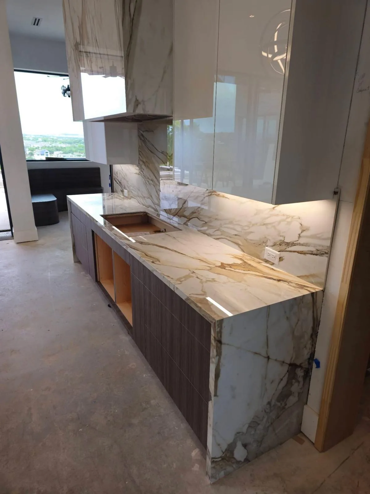 Bathroom stone surfaces and cabinetry
